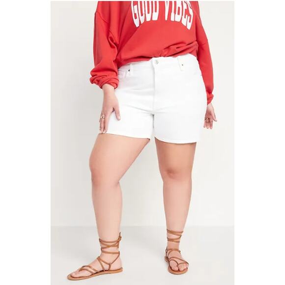 Old Navy Pants - Old Navy High Rise OG Straight 6.5" Button Fly Shorts Women Plus Sz 20/2X NWT